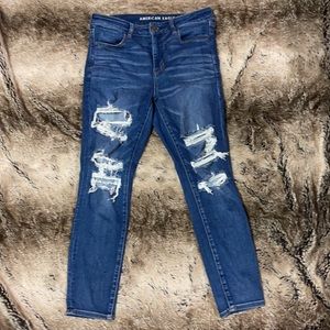 American Eagle High Waisted Jeans